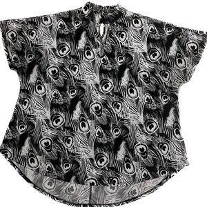 💥Cato Blouse Peacock Feather Design Keyhole Openings Short Sleeve Blouse 22W 24W